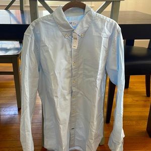 New with tags men’s L slim fit light weight button down